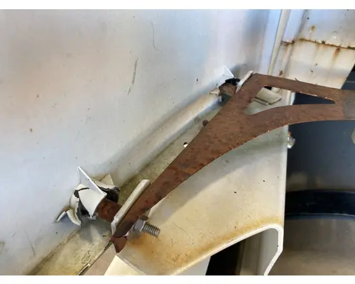 Volvo VNL Fairing (Side)