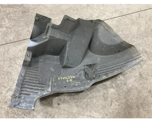 Volvo VNL Fender, Inner