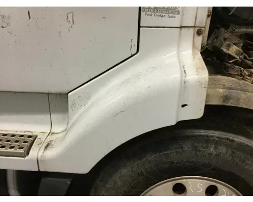 Volvo VNL Fender