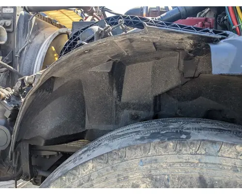 Volvo VNL Fender