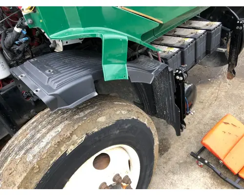 Volvo VNL Fender