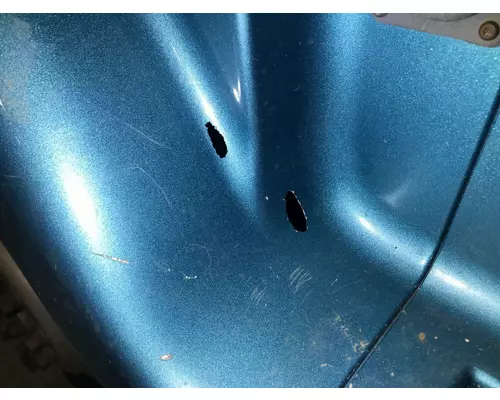 Volvo VNL Fender