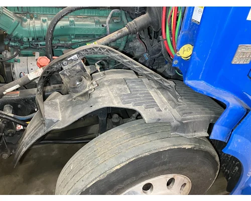 Volvo VNL Fender