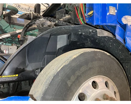 Volvo VNL Fender