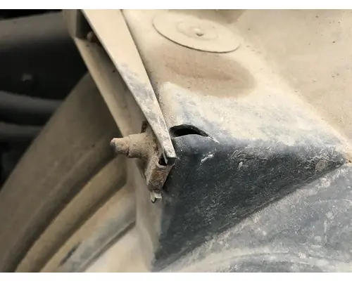 Volvo VNL Fender