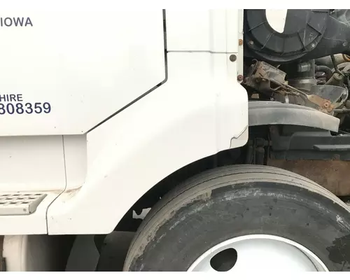 Volvo VNL Fender