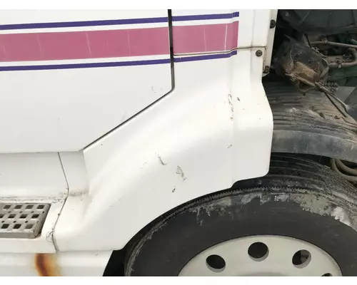 Volvo VNL Fender