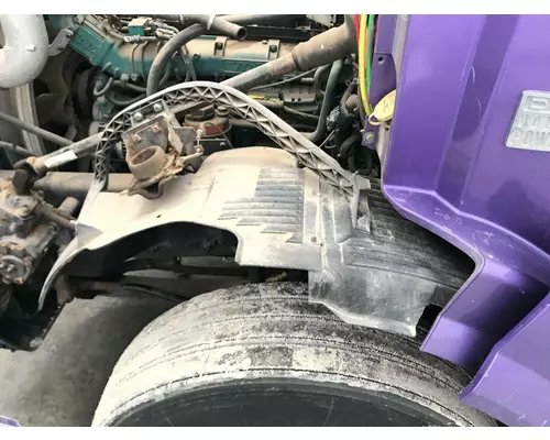 Volvo VNL Fender
