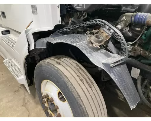Volvo VNL Fender