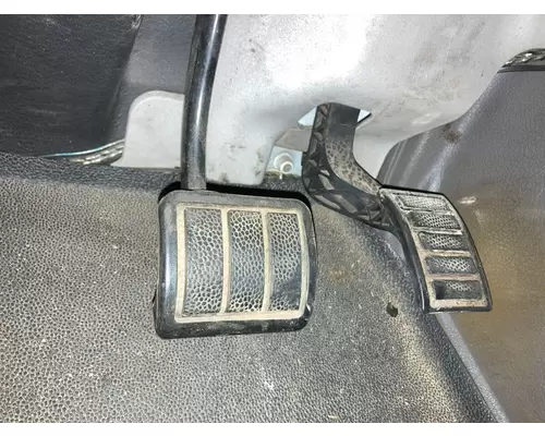 Volvo VNL Foot Control , Pedal