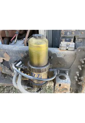 Volvo VNL Fuel Heater