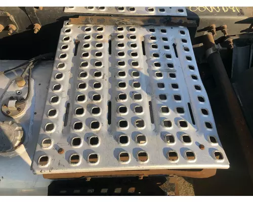 Volvo VNL Fuel Tank Strap