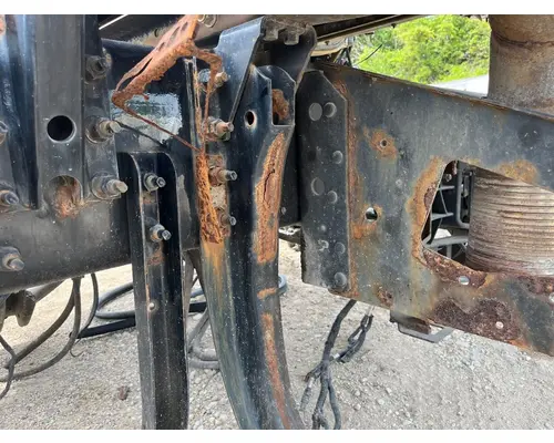 Volvo VNL Fuel Tank Strap