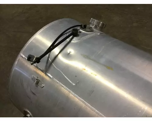 Volvo VNL Fuel Tank