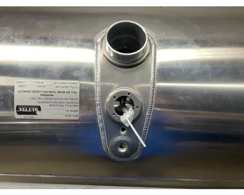 Volvo VNL Fuel Tank