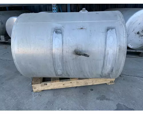 Volvo VNL Fuel Tank