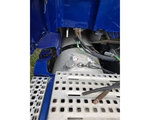 Volvo VNL Fuel Tank