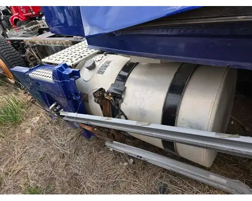 Volvo VNL Fuel Tank