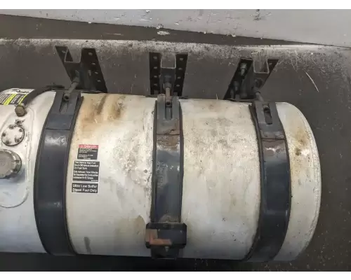 Volvo VNL Fuel Tank