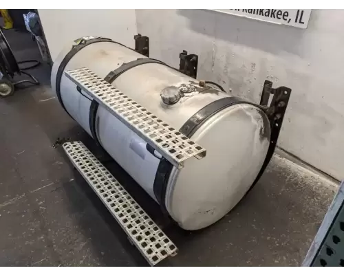 Volvo VNL Fuel Tank