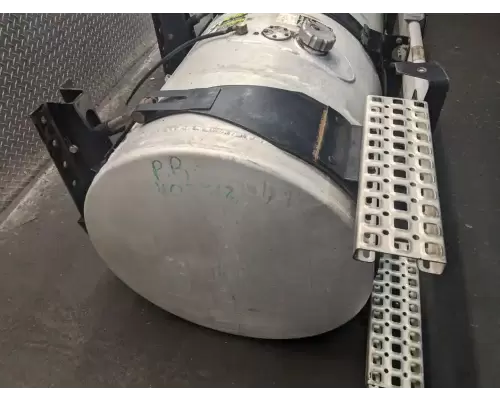 Volvo VNL Fuel Tank