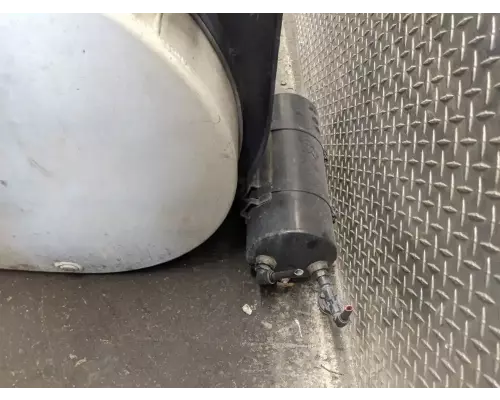 Volvo VNL Fuel Tank