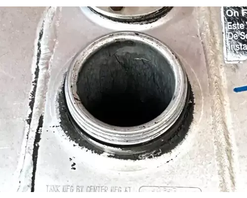 Volvo VNL Fuel Tank