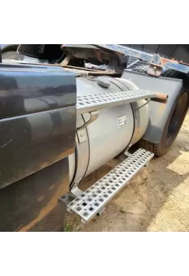 Volvo VNL Fuel Tank