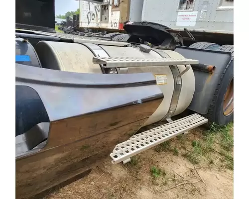 Volvo VNL Fuel Tank