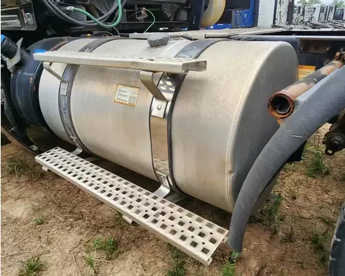 Volvo VNL Fuel Tank