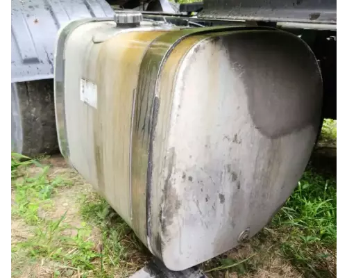 Volvo VNL Fuel Tank