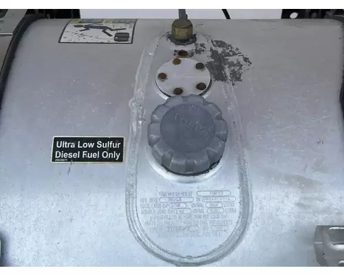 Volvo VNL Fuel Tank