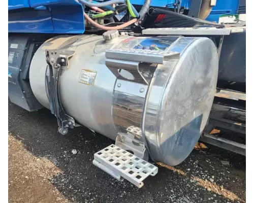 Volvo VNL Fuel Tank