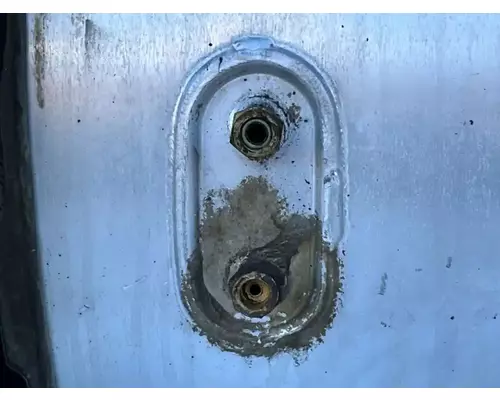Volvo VNL Fuel Tank