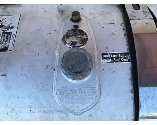 Volvo VNL Fuel Tank