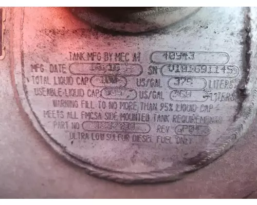 Volvo VNL Fuel Tank
