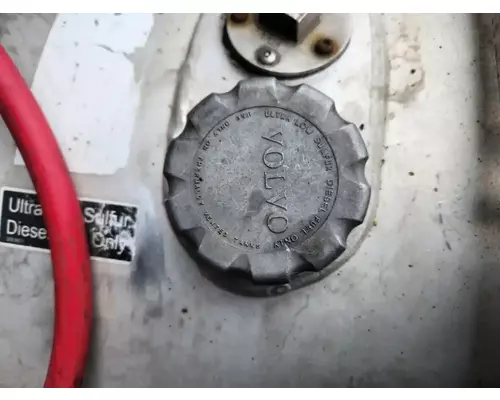Volvo VNL Fuel Tank