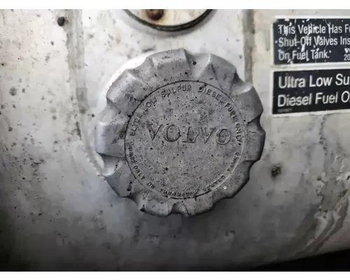 Volvo VNL Fuel Tank