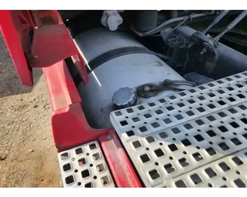 Volvo VNL Fuel Tank
