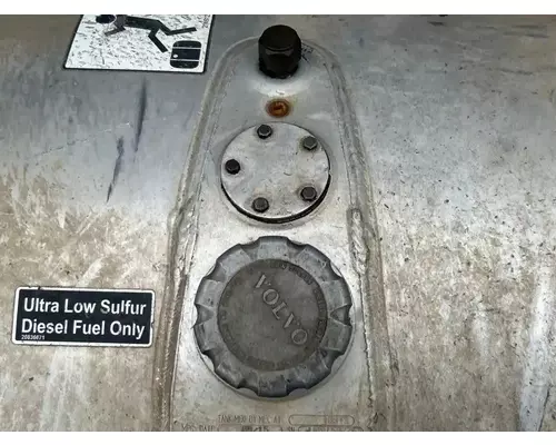 Volvo VNL Fuel Tank
