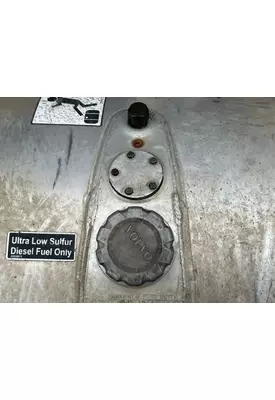 Volvo VNL Fuel Tank