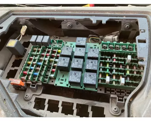 Volvo VNL Fuse Box