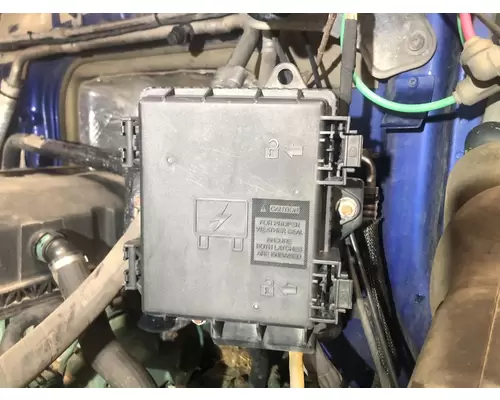 Volvo VNL Fuse Box