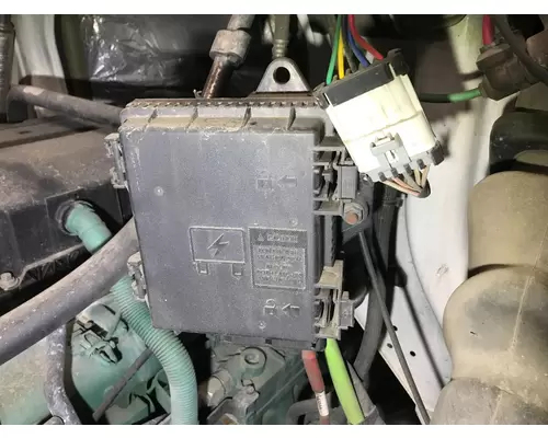 Volvo VNL Fuse Box