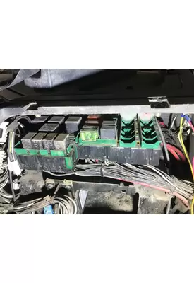 Volvo VNL Fuse Box