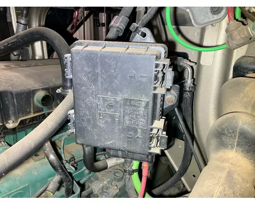 Volvo VNL Fuse Box