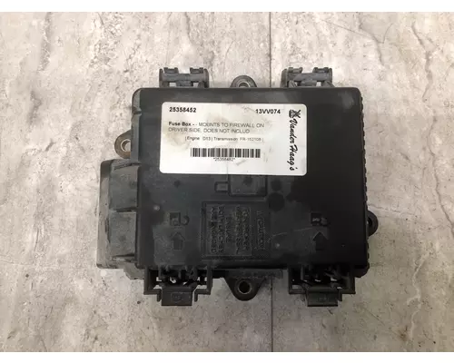 Volvo VNL Fuse Box