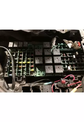 Volvo VNL Fuse Box