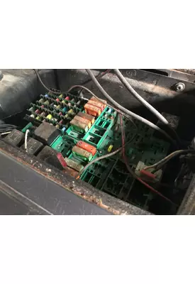 Volvo VNL Fuse Box