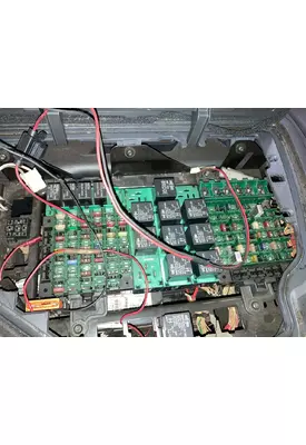 Volvo VNL Fuse Box